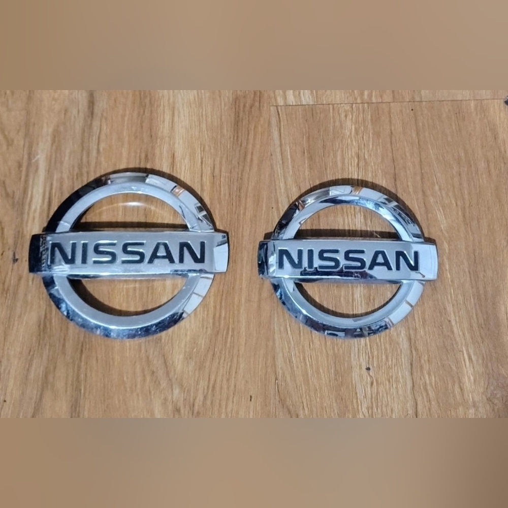 Nissan OEM chrome emblems For Nissan Trucks And SUVs
